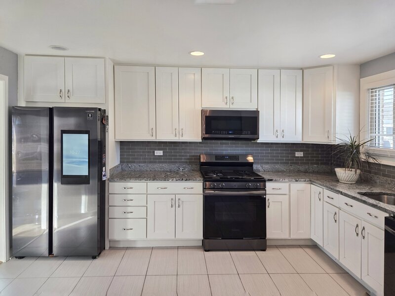 980 W Grant Drive Des Plaines IL 60016