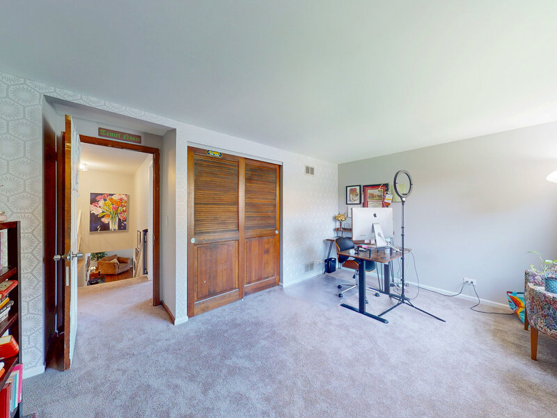 315 E Reseda Parkway Palatine IL 60067