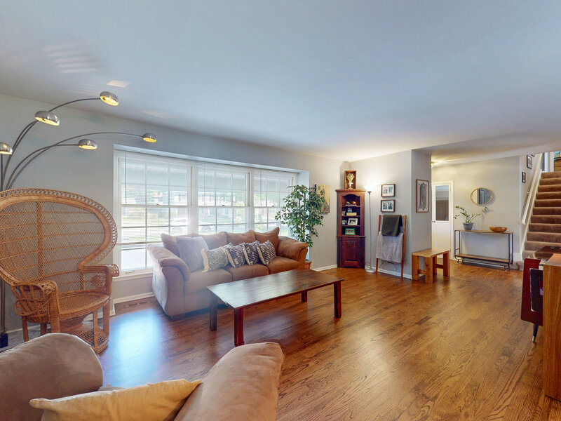 315 E Reseda Parkway Palatine IL 60067