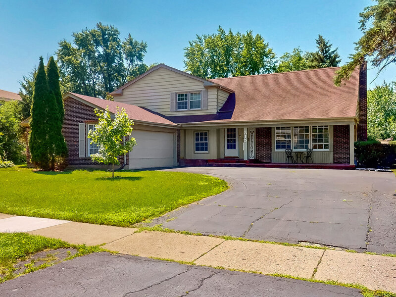 315 E Reseda Parkway Palatine IL 60067