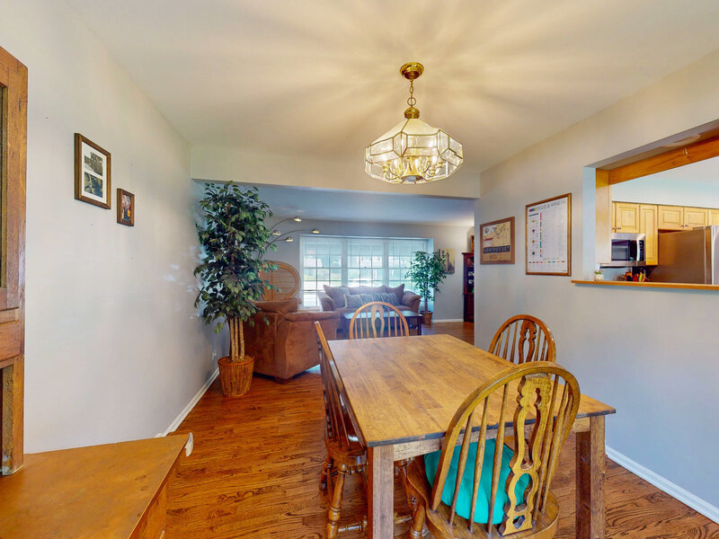 315 E Reseda Parkway Palatine IL 60067