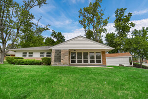 Photo of 102 Nashua Street Park Forest IL 60466