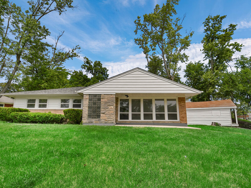 102 Nashua Street Park Forest IL 60466