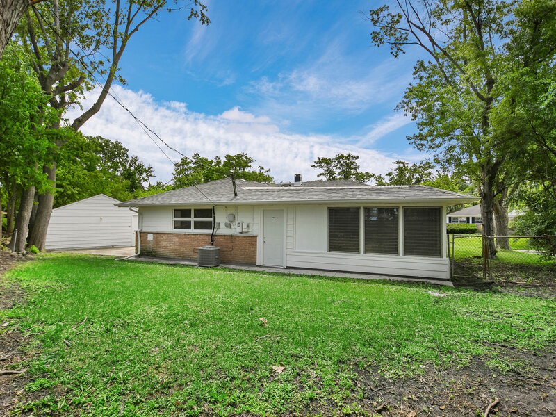 102 Nashua Street Park Forest IL 60466