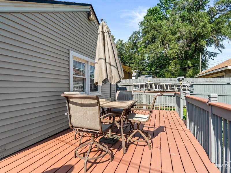 307 Lakelawn Boulevard Aurora IL 60506