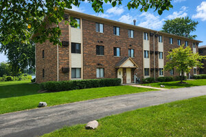 Photo of 4 Parkside Court Vernon Hills IL 60061 Unit 3