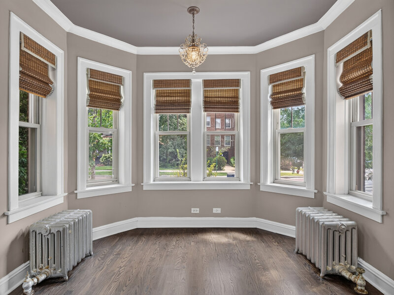 845 S Humphrey Avenue Oak Park IL 60304