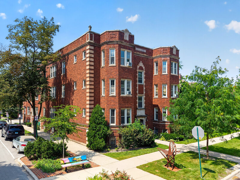 845 S Humphrey Avenue Oak Park IL 60304