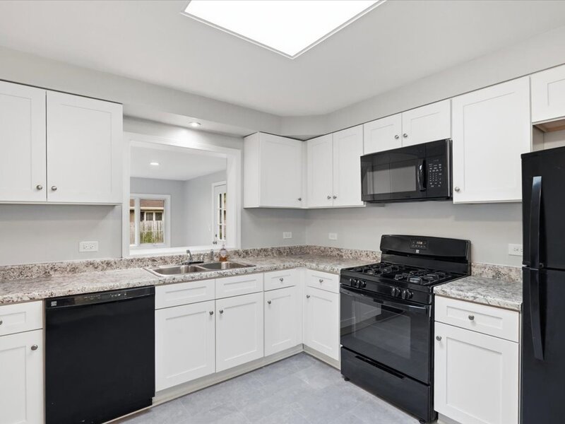 176 Lakeshore Drive Crystal Lake IL 60014