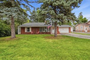 Photo of 176 Lakeshore Drive Crystal Lake IL 60014