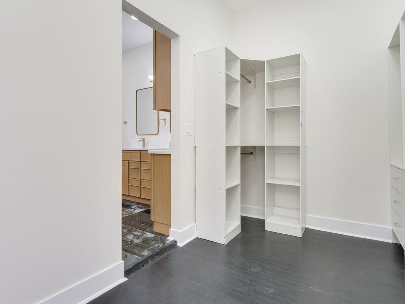 4917 S Washington Park Court Chicago IL 60615