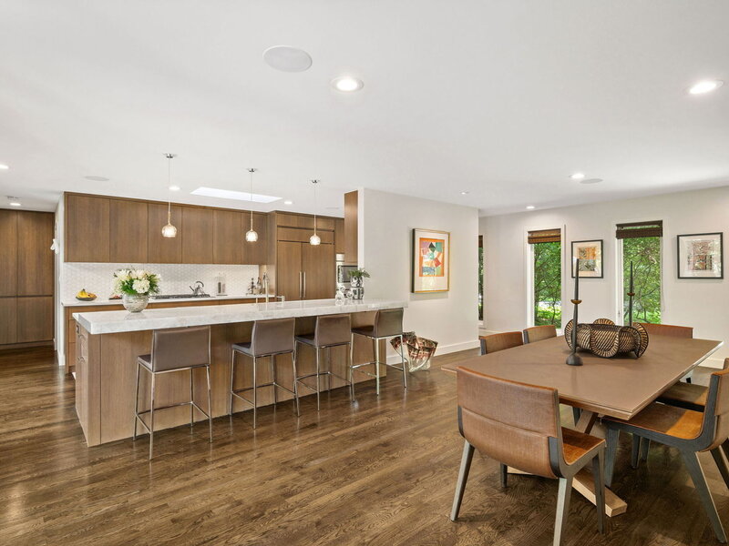 677 Driftwood Lane Northbrook IL 60062