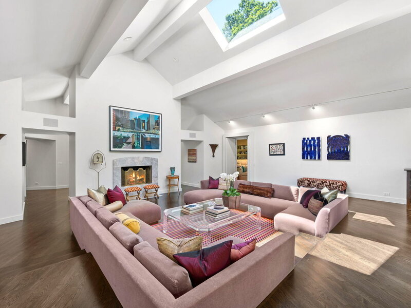 677 Driftwood Lane Northbrook IL 60062