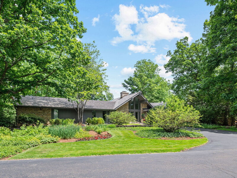 677 Driftwood Lane Northbrook IL 60062