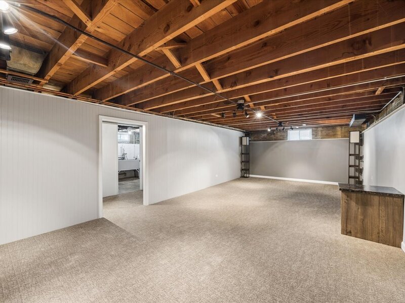 1871 Hawthorne Avenue Westchester IL 60154