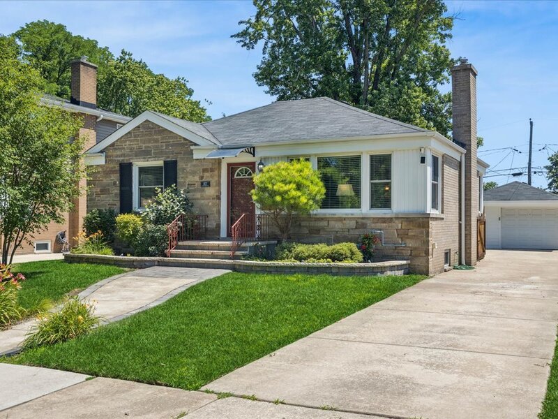1871 Hawthorne Avenue Westchester IL 60154
