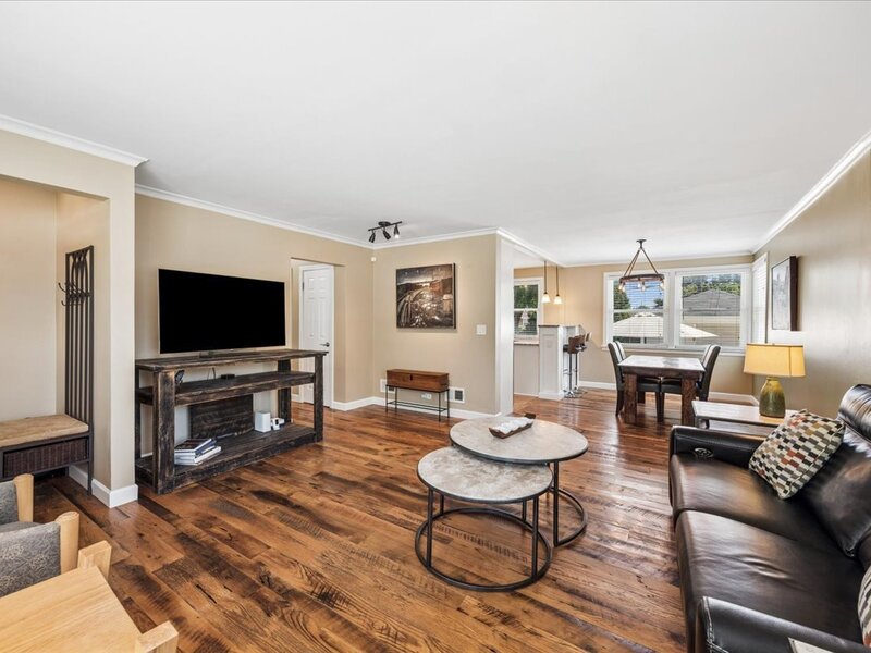 1871 Hawthorne Avenue Westchester IL 60154