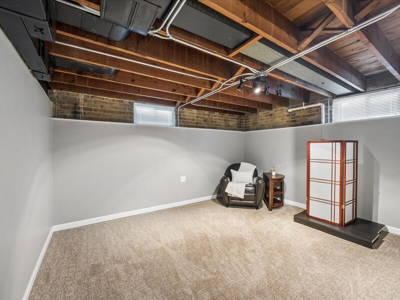 1871 Hawthorne Avenue Westchester IL 60154