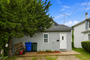 Photo of 1808 E 12th Street Davenport IA 52803