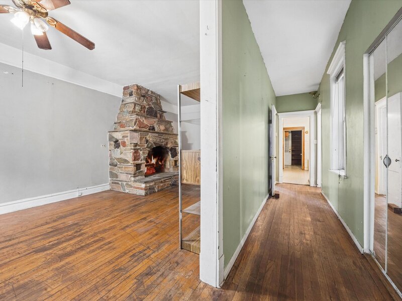 1946 W Armitage Avenue Chicago IL 60622