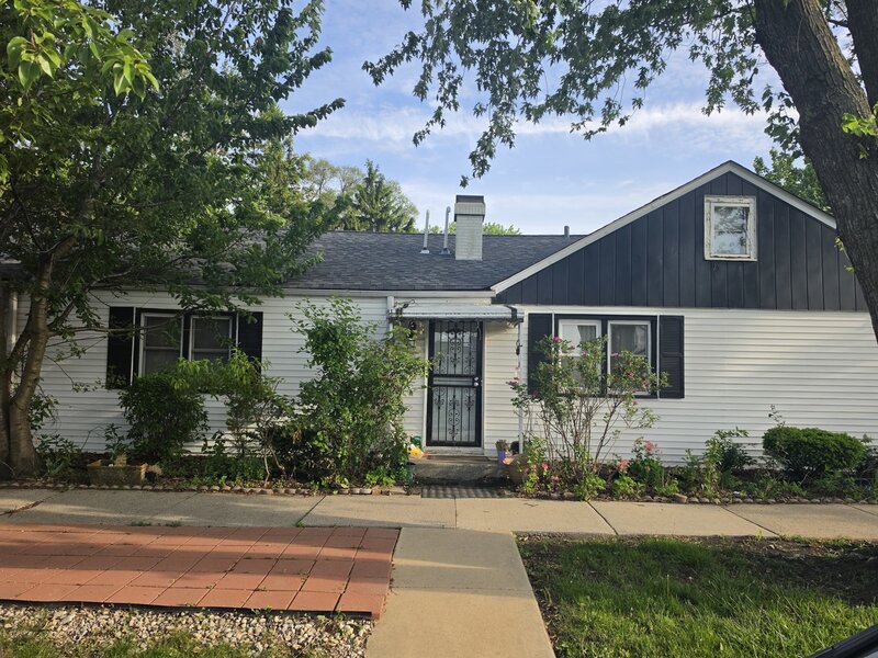7601 Laramie Avenue Burbank IL 60459