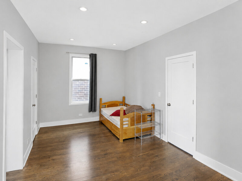 510 W 32nd Street Chicago IL 60616