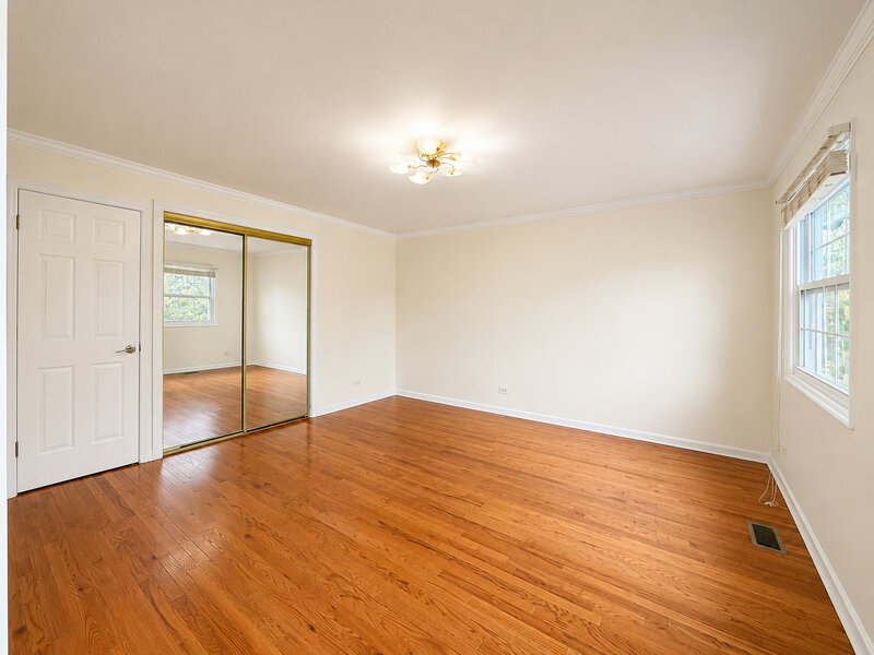 450 Heather Lane Carol Stream IL 60188