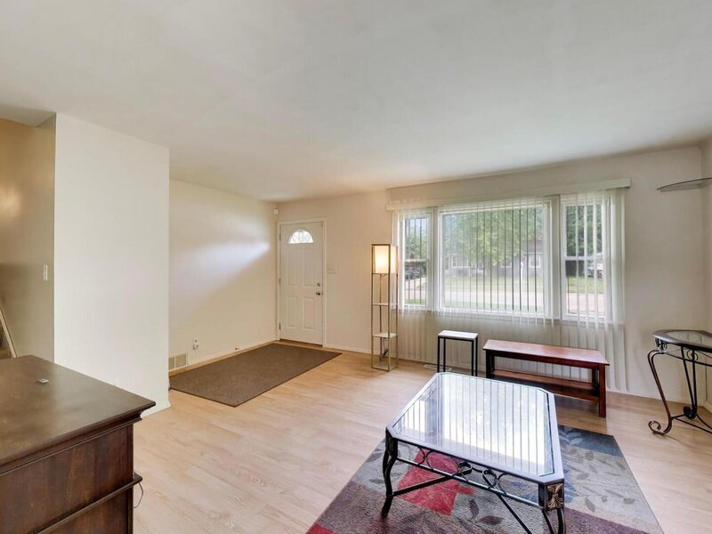 139 W Melody Lane Woodstock IL 60098