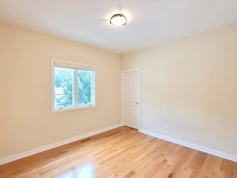 2810 S Grove Street Chicago IL 60608