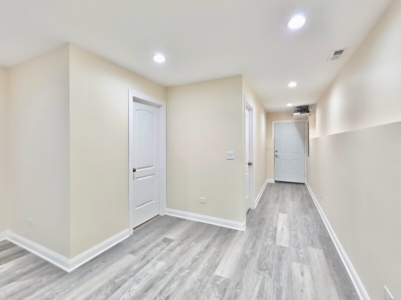 2810 S Grove Street Chicago IL 60608
