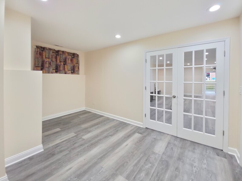 2810 S Grove Street Chicago IL 60608
