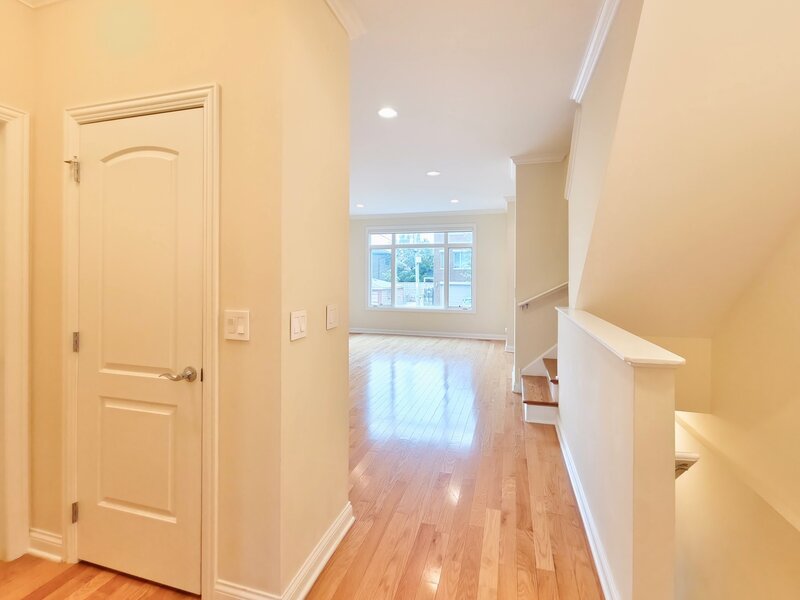 2810 S Grove Street Chicago IL 60608