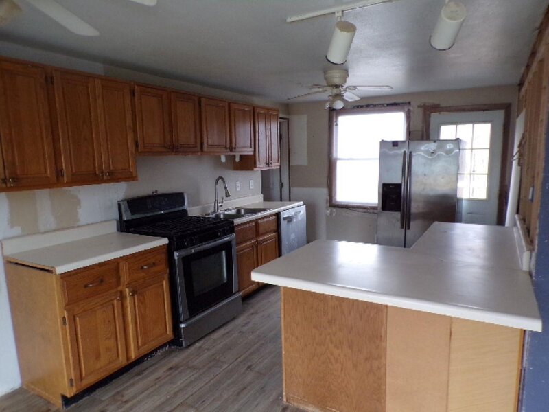 26 Blue Grass Court Davenport IA 52802