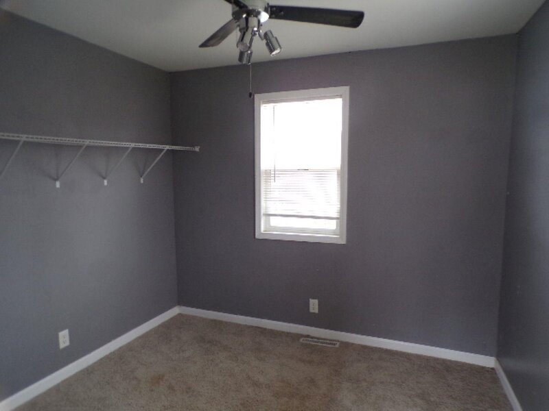 26 Blue Grass Court Davenport IA 52802