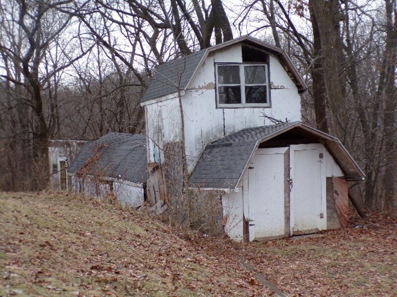 26 Blue Grass Court Davenport IA 52802