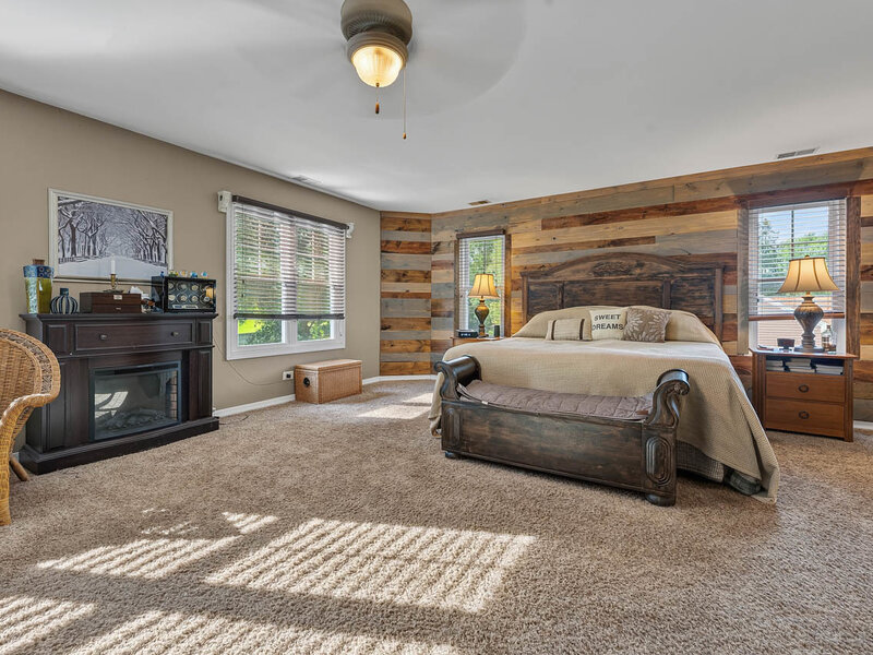 110 Rolling Knolls Avenue Elgin IL 60120