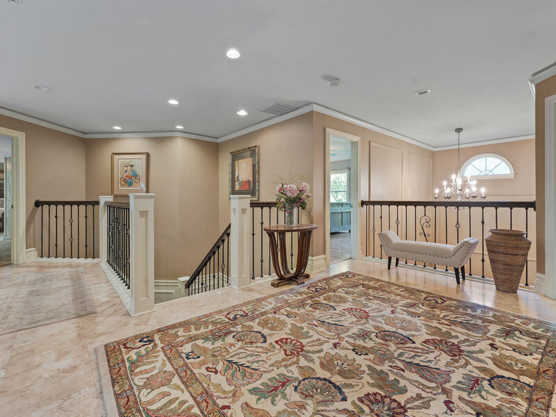 110 Rolling Knolls Avenue Elgin IL 60120