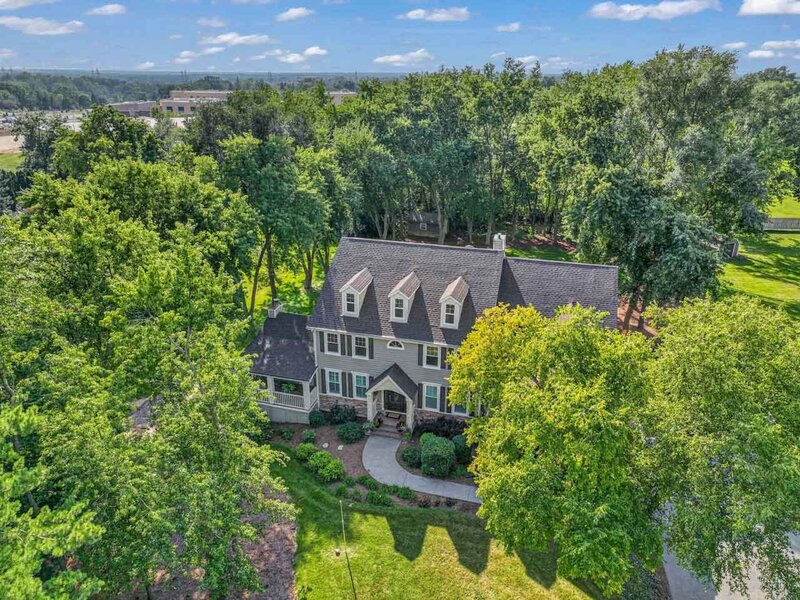 110 Rolling Knolls Avenue Elgin IL 60120