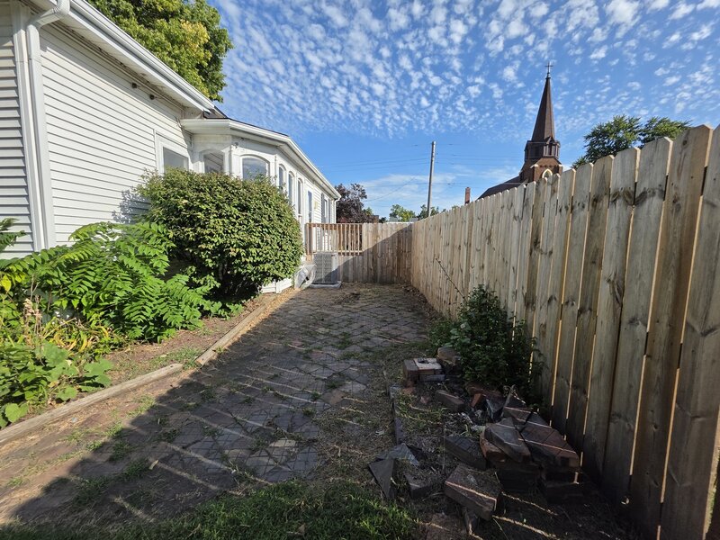 627 W Jefferson Street Ottawa IL 61350