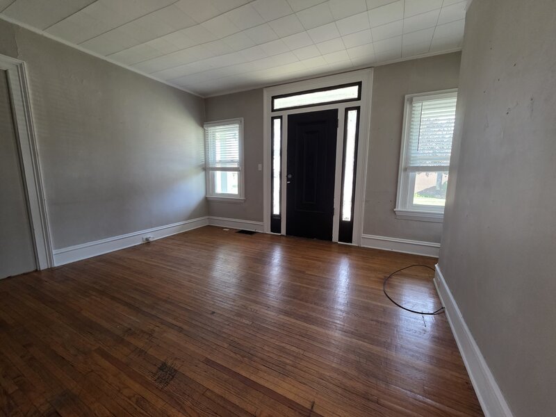 627 W Jefferson Street Ottawa IL 61350