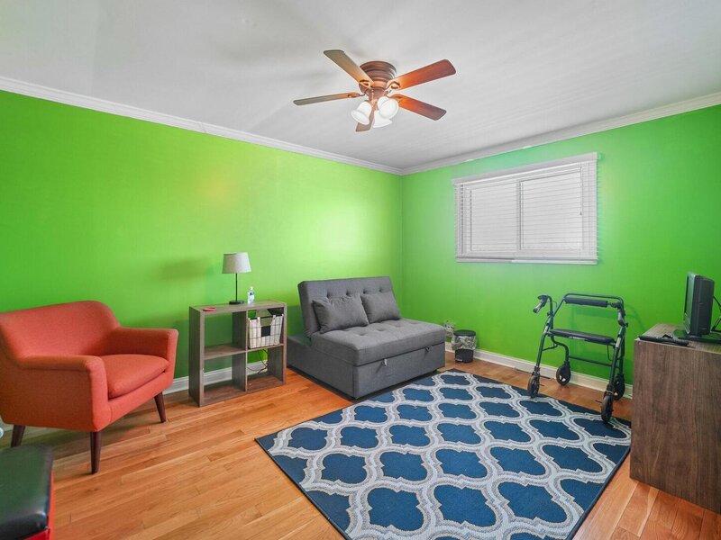 17808 S Hickory Street Lansing IL 60438