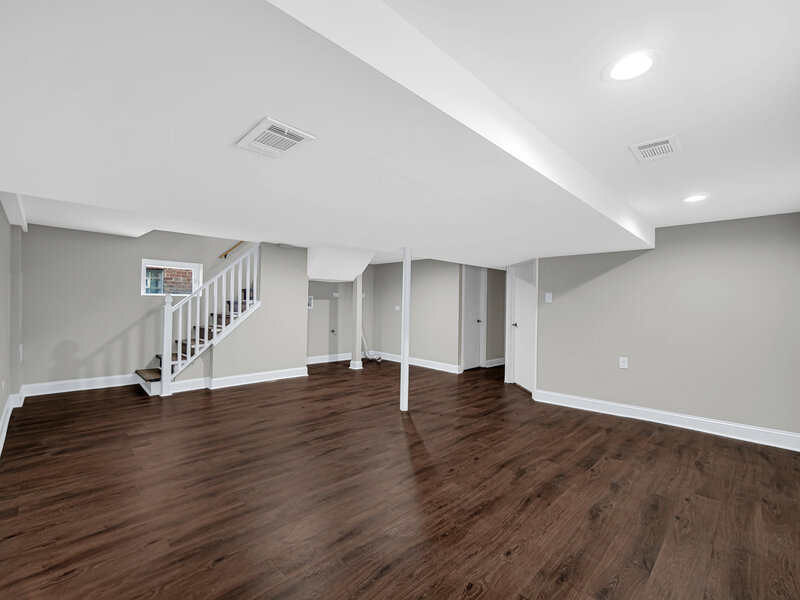 7914 S Richmond Street Chicago IL 60652
