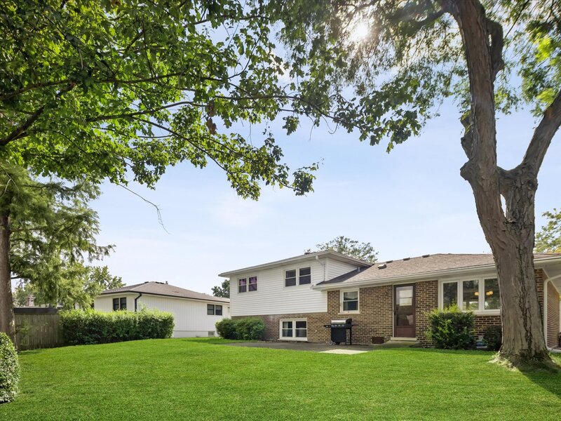 7041 Springside Avenue Downers Grove IL 60516