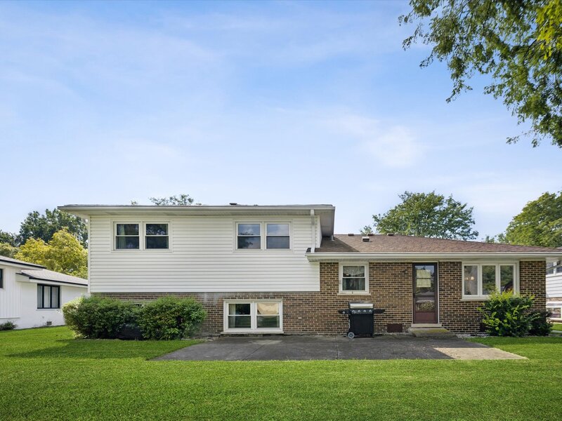 7041 Springside Avenue Downers Grove IL 60516