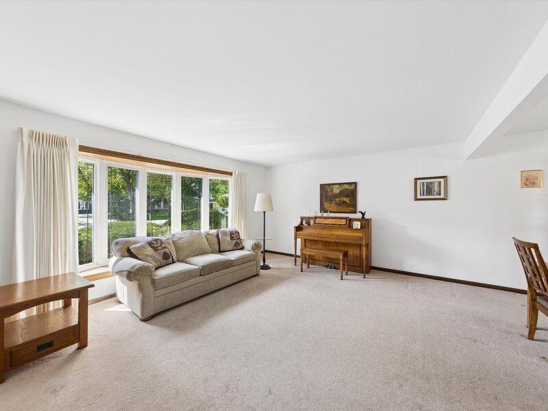 7041 Springside Avenue Downers Grove IL 60516