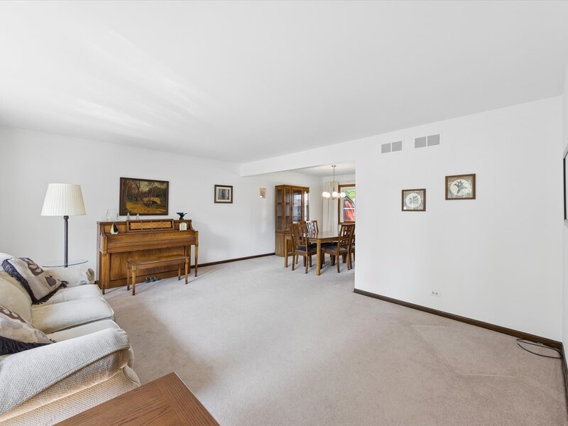7041 Springside Avenue Downers Grove IL 60516