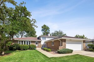 Photo of 7041 Springside Avenue Downers Grove IL 60516