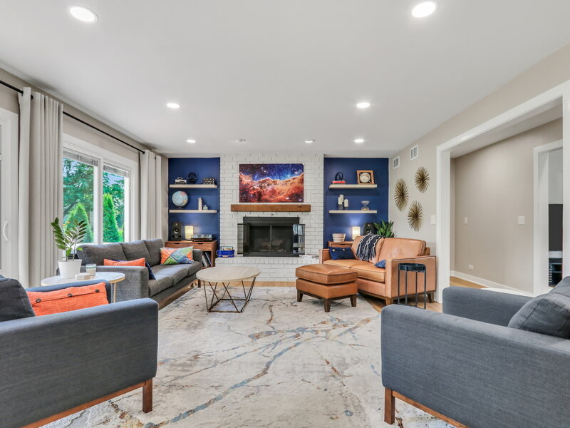 2 Essex Court Hawthorn Woods IL 60047
