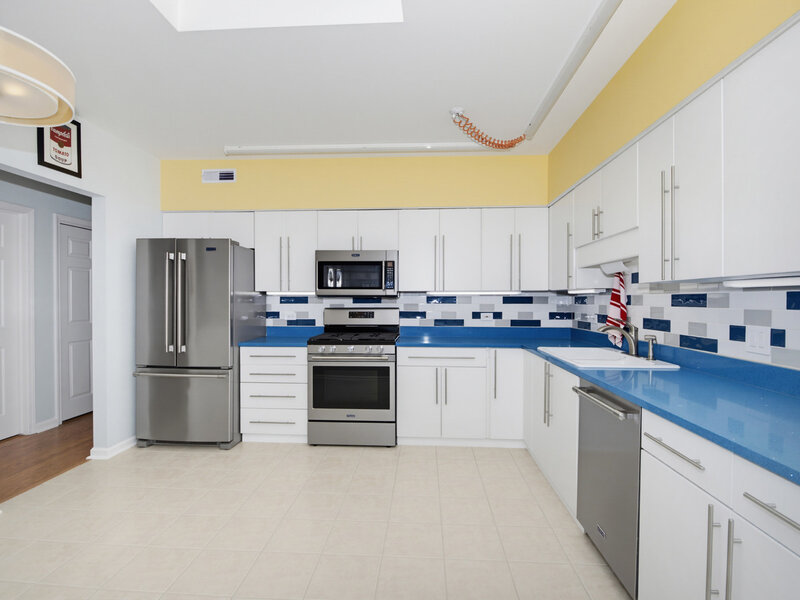 5555 N Cumberland Avenue Chicago IL 60656