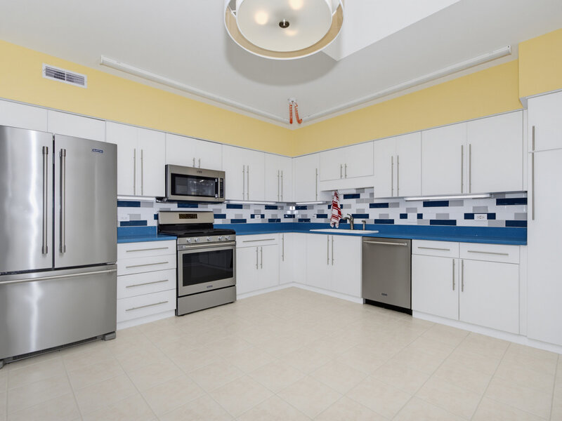 5555 N Cumberland Avenue Chicago IL 60656